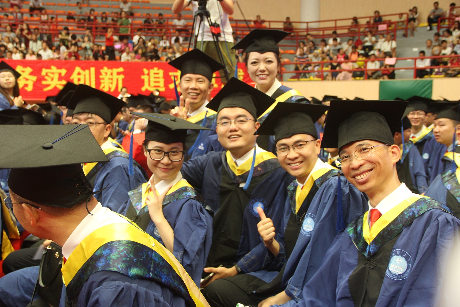 华南理工大学毕业证(华南理工大学毕业证封面)